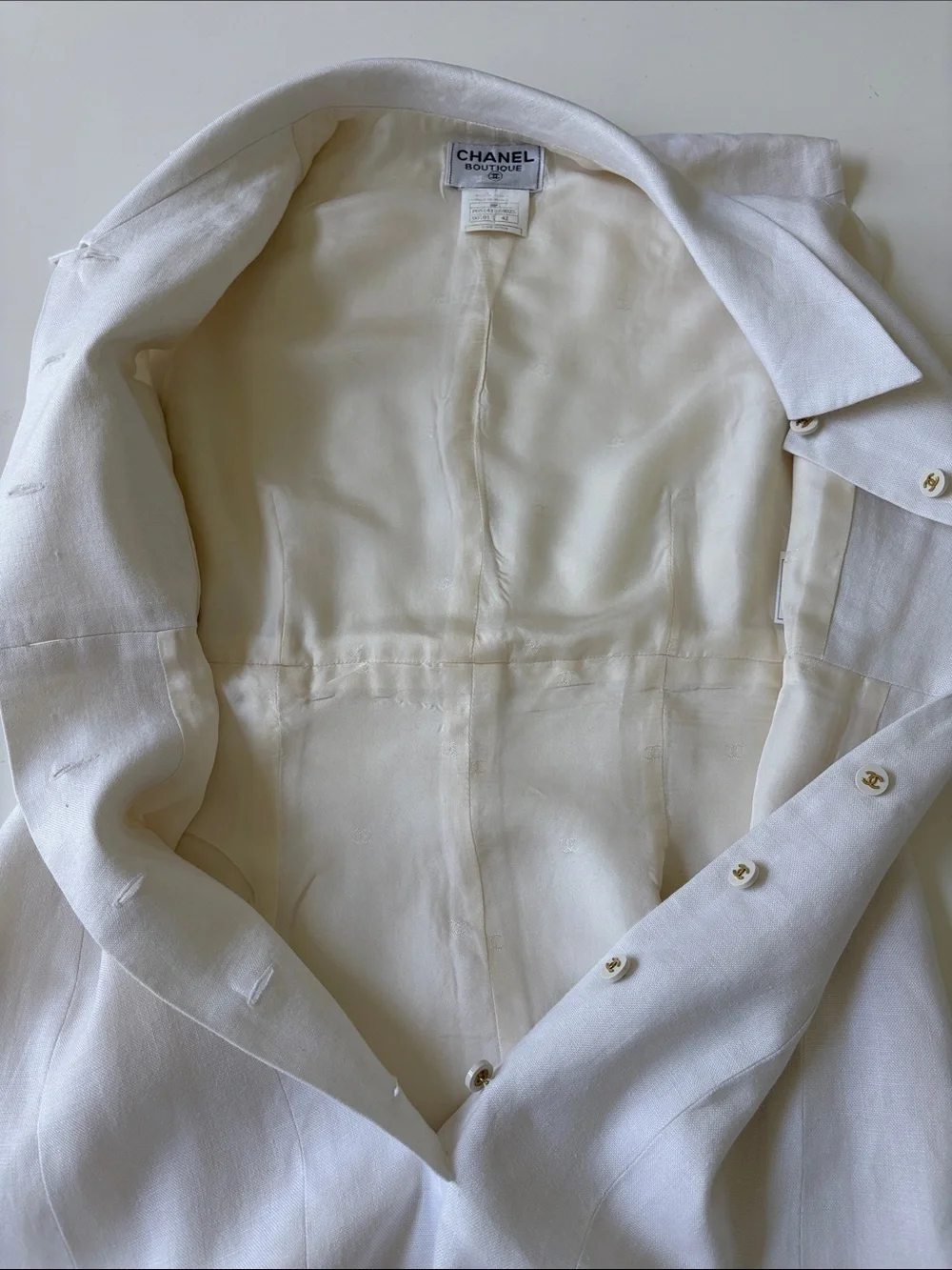 CHANEL Vintage White Sleeveless Dress - Spring 1995